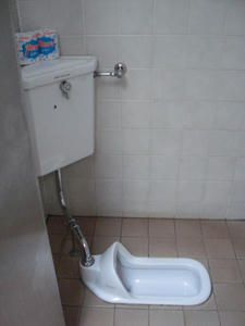 江戸東京たてもの園 西ゾーントイレ