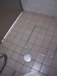 江戸東京たてもの園 西ゾーン多目的トイレ