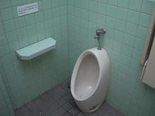 東郷公園多目的トイレ