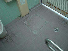 東郷公園多目的トイレ