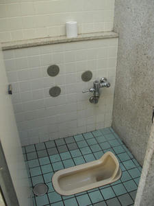 四谷見附公衆トイレ