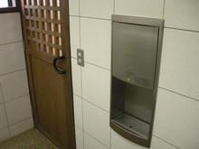 江戸東京たてもの園 店蔵型休憩棟トイレ