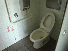 田無駅　駅前トイレ