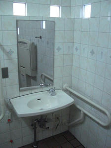 田無駅　駅前多目的トイレ