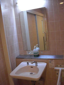 マミーマート小平小川店多目的トイレ