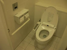 JR武蔵小金井南口ビルトイレ