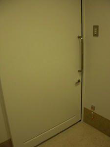 JR武蔵小金井南口ビル多目的トイレ