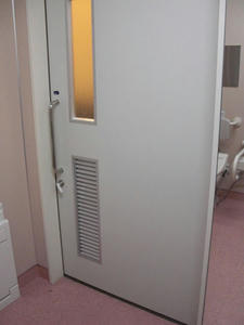 サミットストア向台町店　1階多目的トイレ