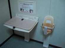 東口中央公園多目的トイレ