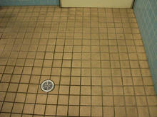 サンドラッグ小金井梶野町店 外トイレ