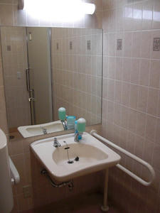 オリンピック田無店多目的トイレ