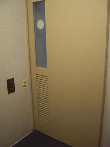 芝久保公民館多目的トイレ