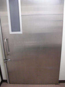 カマキリ公園トイレ