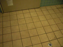 サンドラッグ東久留米幸町店 外トイレ