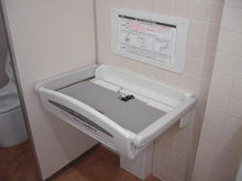 ヤサカ立川幸町店 2階トイレ