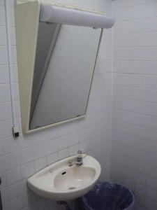 ドンキホーテ五日市街道小金井公園店 外多目的トイレ