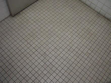 ドンキホーテ五日市街道小金井公園店 外多目的トイレ