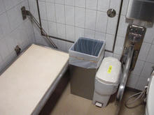 東久留米市役所1階　市民ひろば多目的トイレ