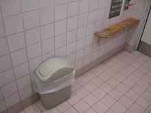 イトーヨーカドー東久留米店　3階北多目的トイレ