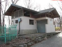 野山北公園　遺跡トイレ