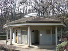 野山北公園　グランド広場トイレ