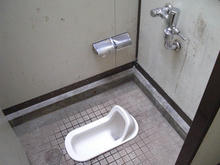 野山北公園　グランド広場トイレ