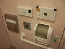 サミットストア千歳台店　多目的トイレ