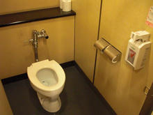 ダイエー武蔵村山店 1階西トイレ