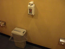 ダイエー武蔵村山店 1階西多目的トイレ