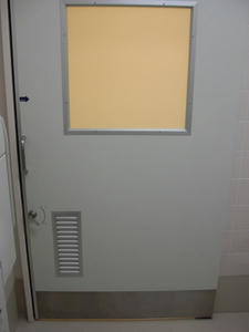 いなげや府中浅間町店　2階多目的トイレ