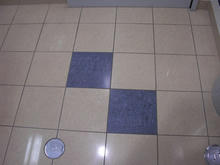 ケーズデンキ立川本店 1階多目的トイレ