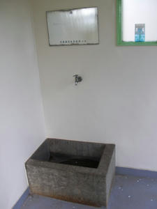 湖南菖蒲園トイレ
