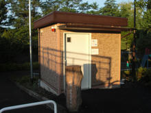 拝島町4丁目南児童遊園トイレ