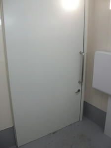 拝島町4丁目南児童遊園トイレ