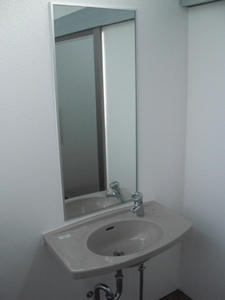 済美公園 多目的トイレ