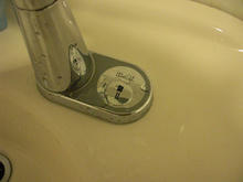 ユニクロ世田谷千歳台店　多目的トイレ