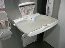 フレンテ明大前　2階多目的トイレ