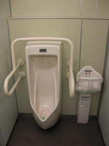 サミットストア中野南台店 1階トイレ