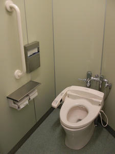 サミットストア中野南台店 1階トイレ