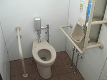 経堂けやき公園トイレ