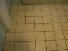 サンドラッグ福生店 外トイレ