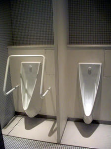 新宿マルイ本館　地下1階トイレ