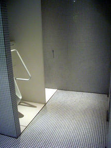 新宿マルイ本館　地下1階トイレ