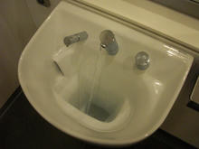 新宿マルイ本館　8階多目的トイレ