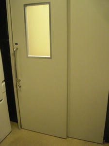 マルエツプチ西新宿6丁目店　多目的トイレ