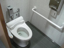 新宿エルタワー　1階トイレ