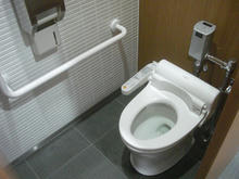 新宿エルタワー　1階トイレ