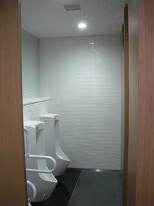 新宿エルタワー　1階トイレ
