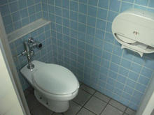 新宿エルタワー　1階トイレ