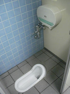 新宿エルタワー　1階トイレ